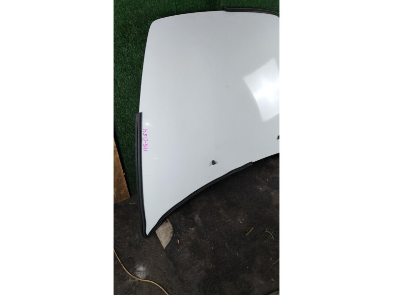 Капот C70 2009 MC