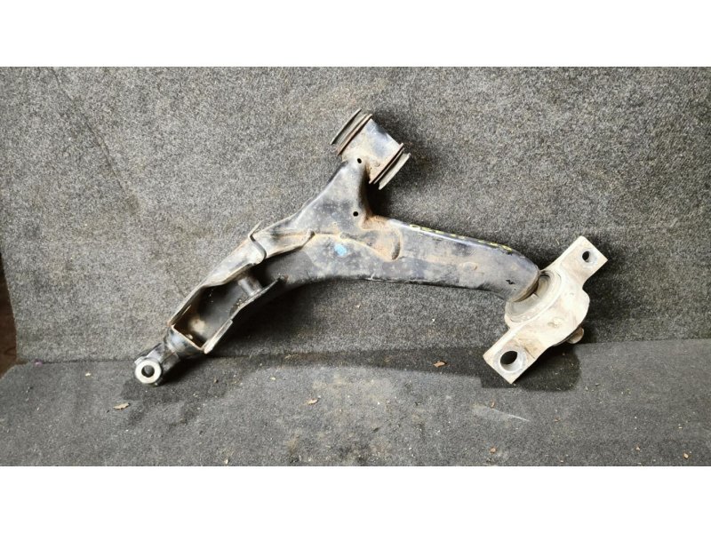 Рычаг передний левый LEXUS IS350 GSE21 контрактная