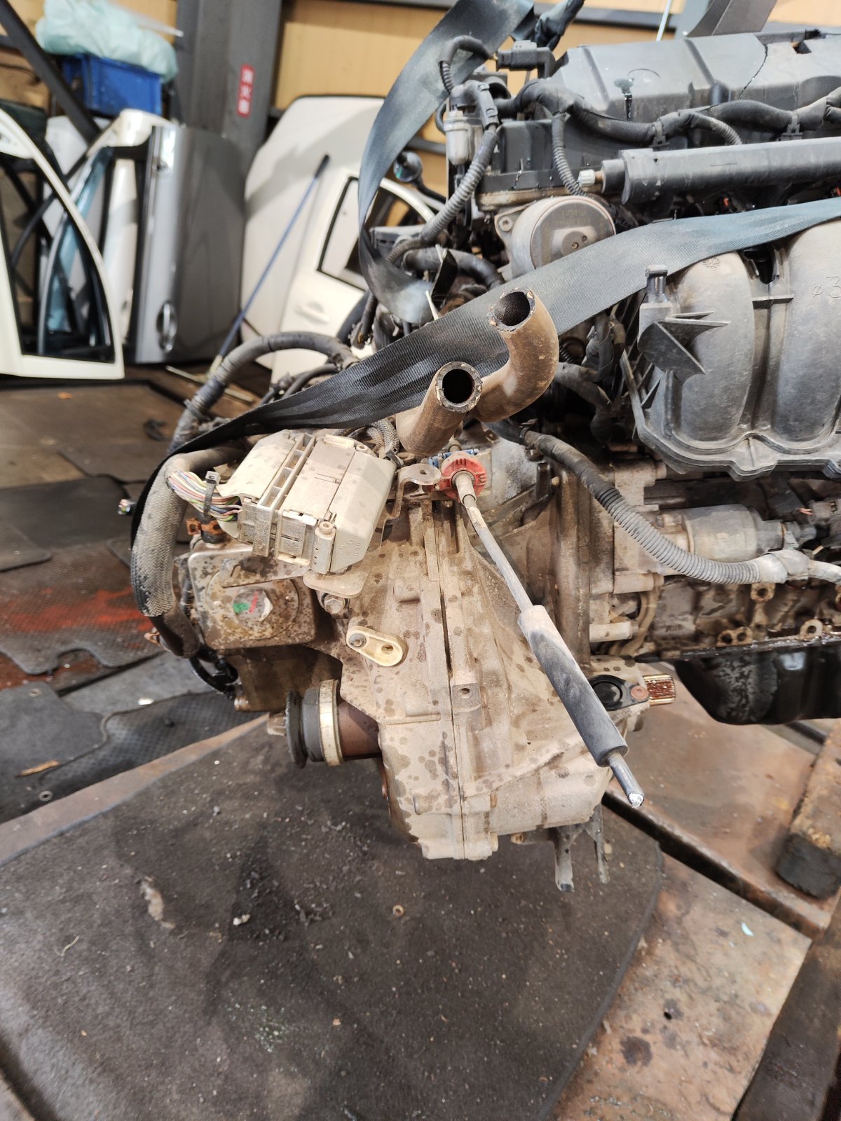 Запчасть акпп CITROEN C3 2013 A51 5F01 контрактная АКПП CITROEN C3 2013 A51 5F01 контрактная