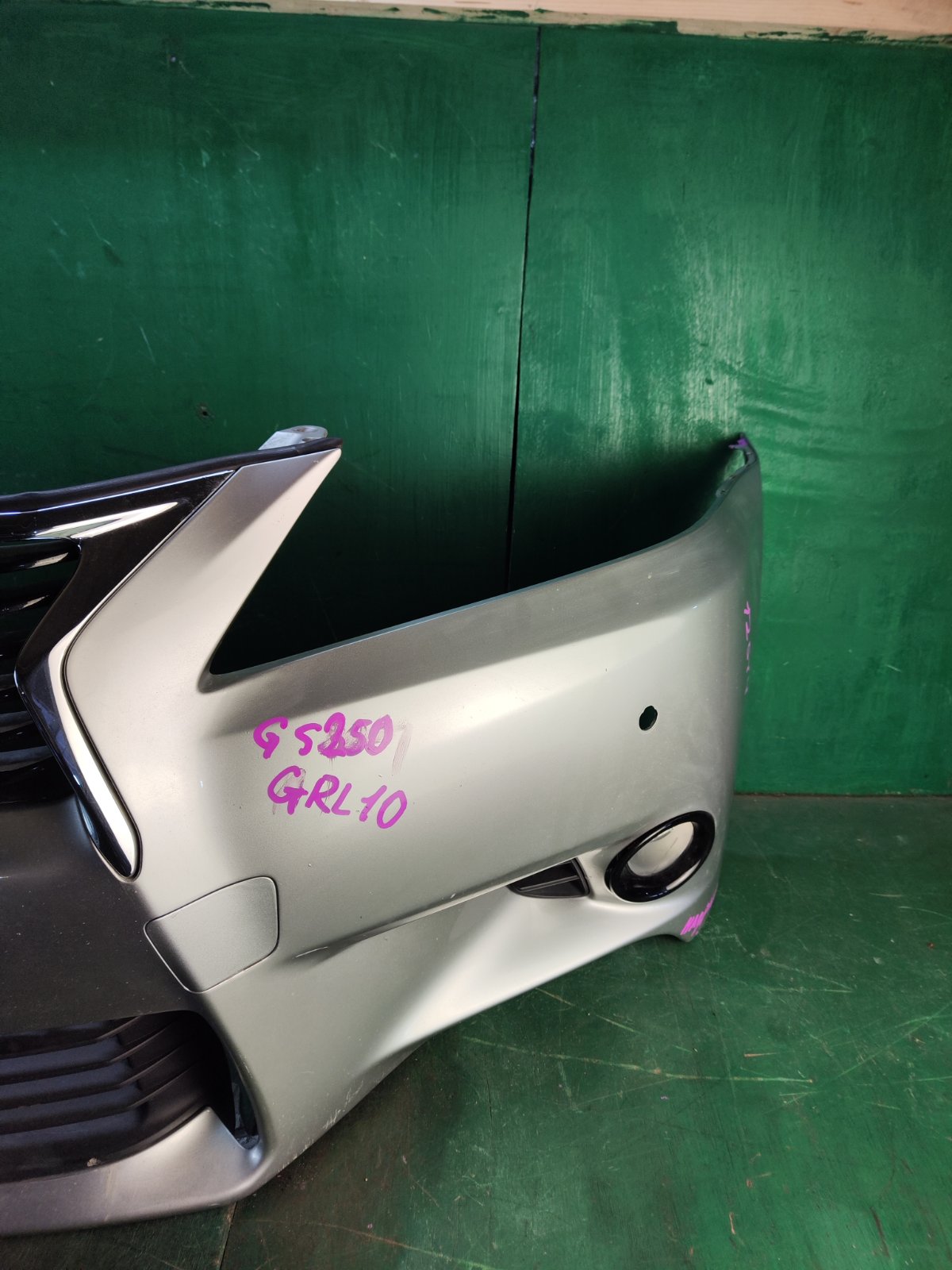 Бампер передний GS250 GRL11
