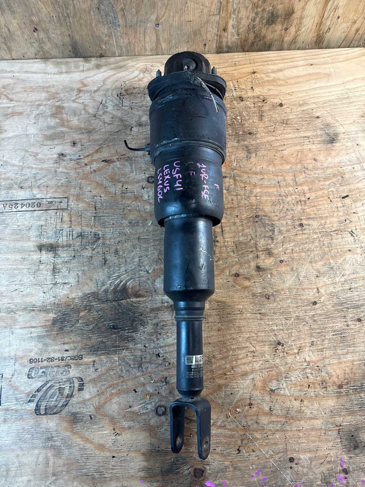 Стойка передняя правая LEXUS LS460L USF41 1UR-FSE 4801050290 контрактная