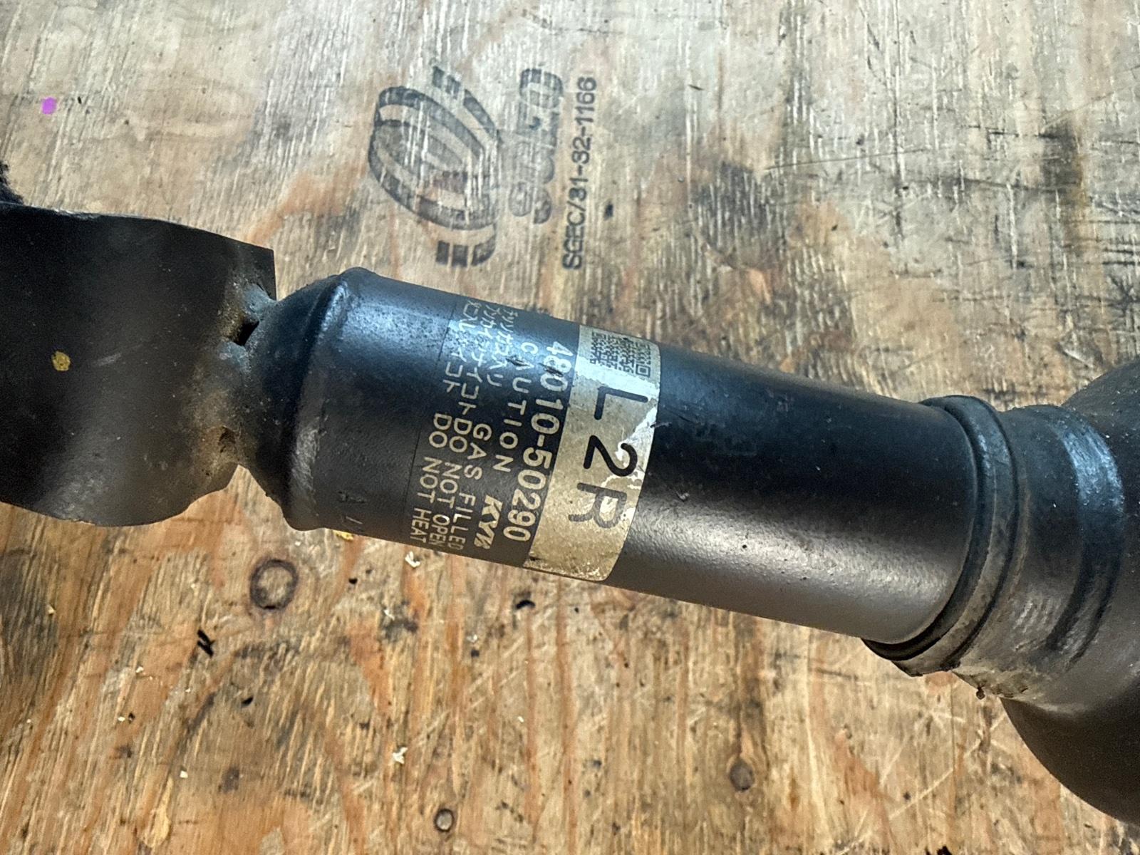Стойка передняя правая LS460L USF41 1UR-FSE