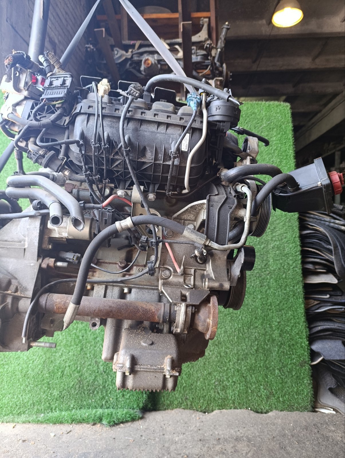 Двигатель ALFA ROMEO 147 937B AR32310
