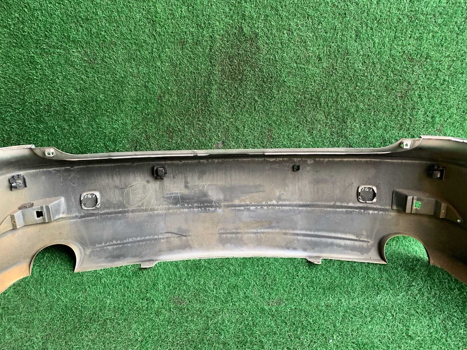 Бампер задний IS250 GSE25