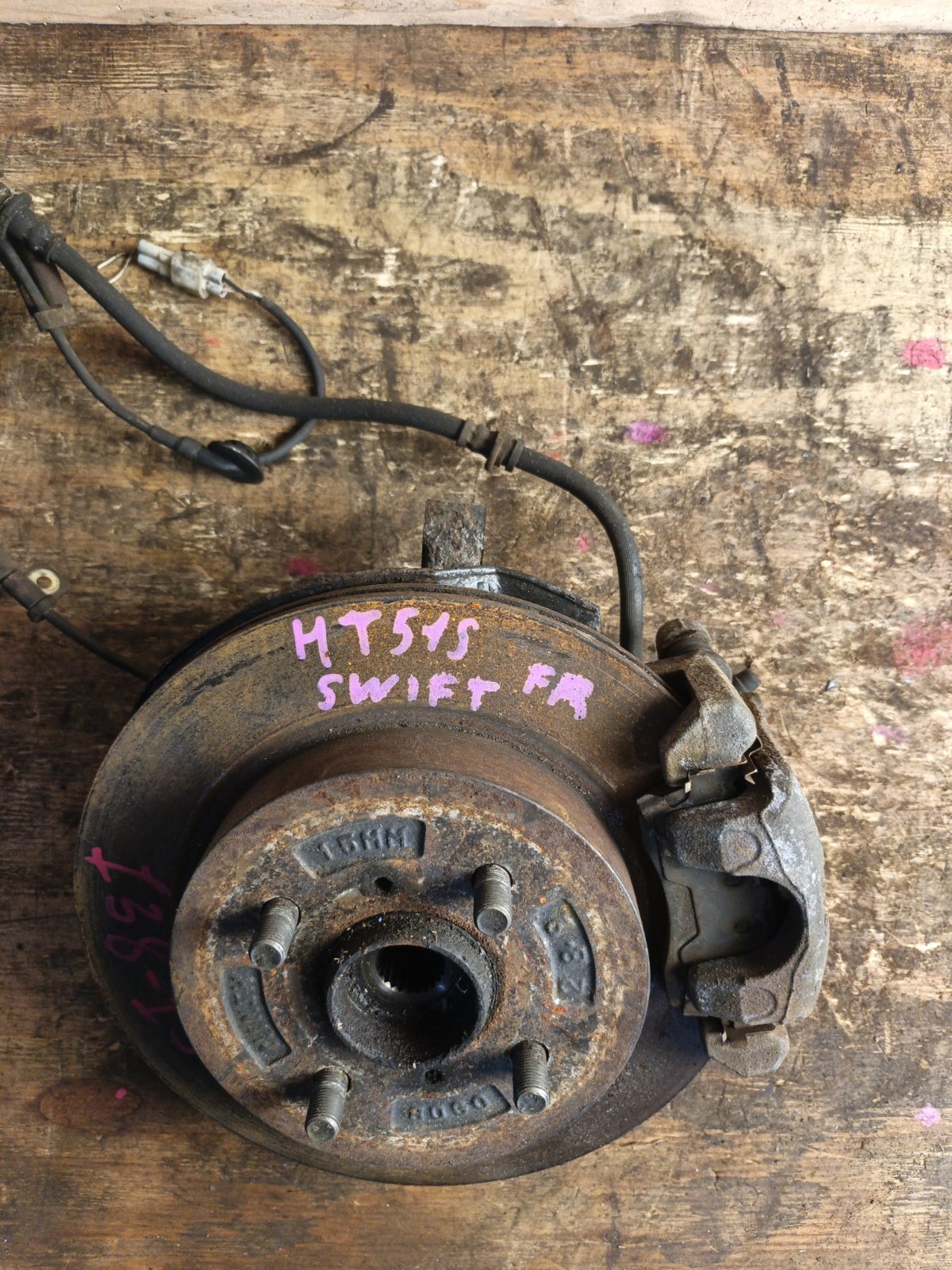 Ступица передняя правая SWIFT HT51S Ступица передняя правая SWIFT HT51S