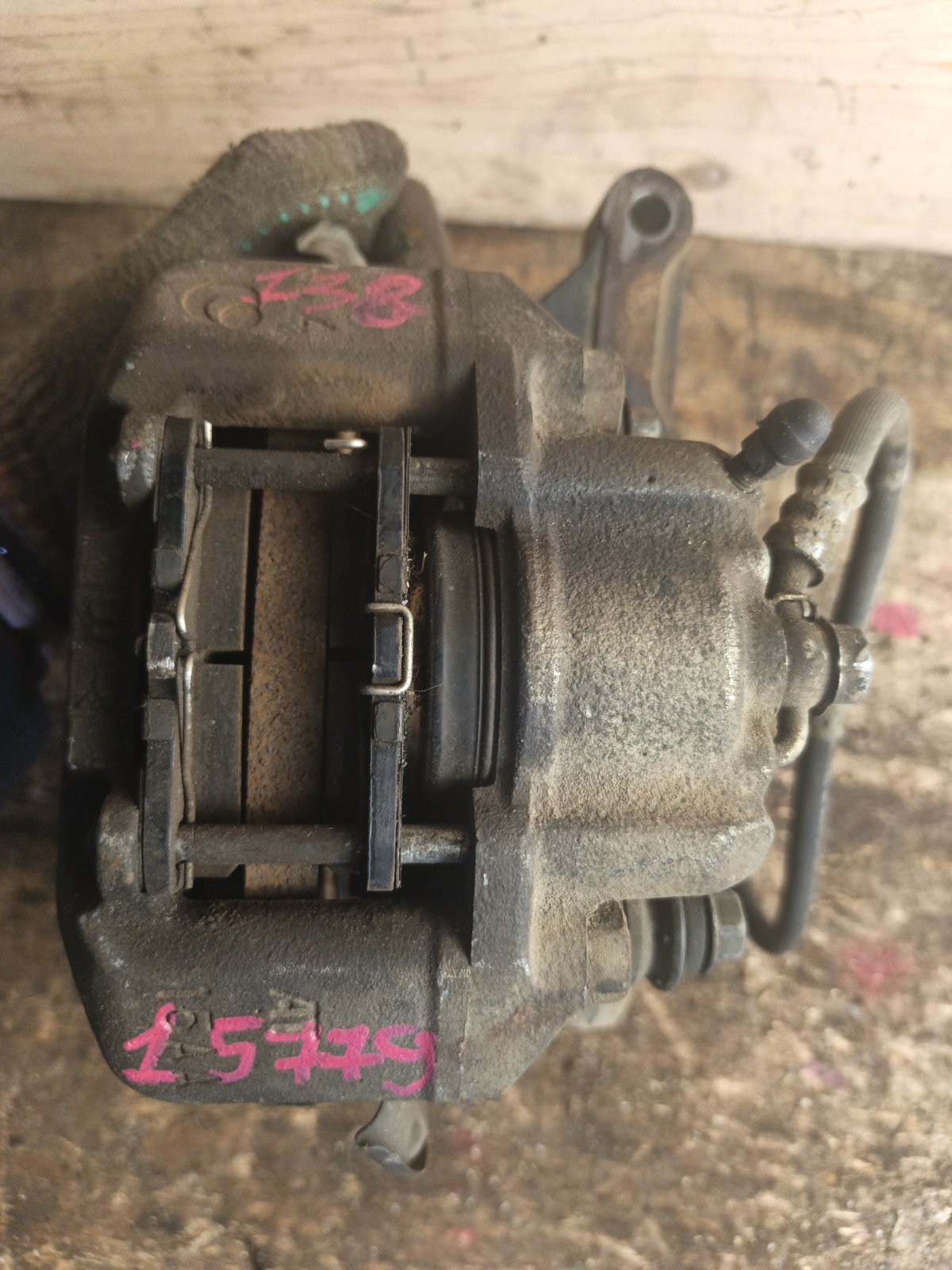 Ступица передняя левая ATRAI S331V