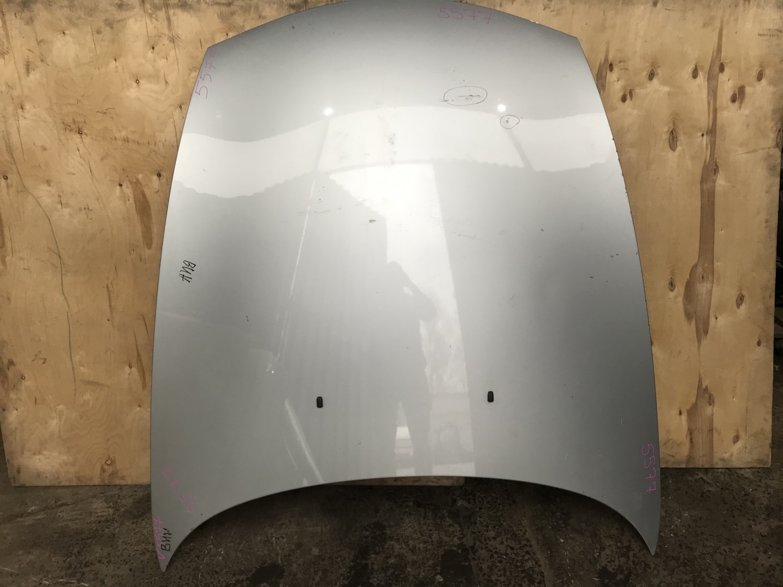 Капот BMW Z4 Е85 2002 (б/у) Капот BMW Z4 Е85 2002 (б/у)