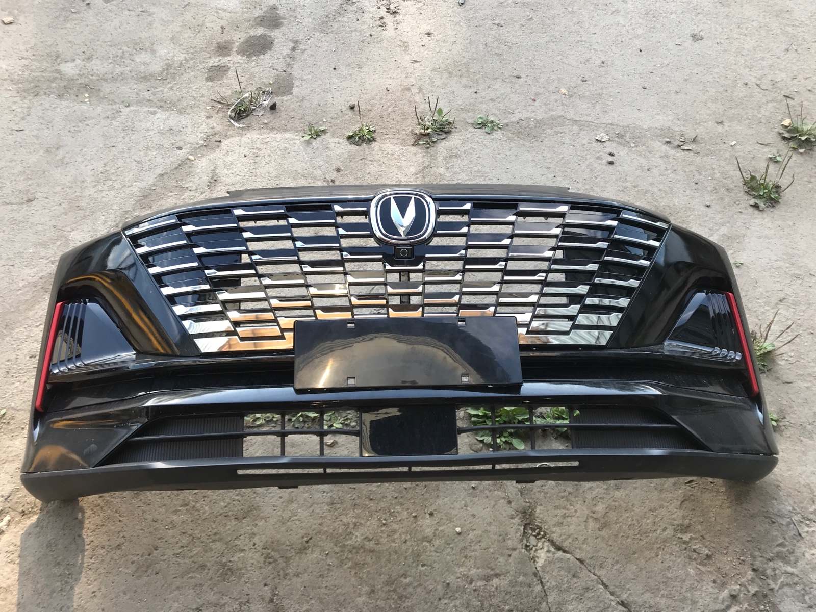 Бампер передний Changan CS55Plus 2021-2024 1 S111F2713010401 Б/У