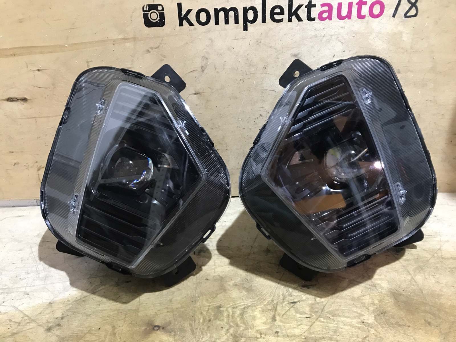 Фара Changan CS35Plus 2021-2024 1 4121120BQ11AA Б/У