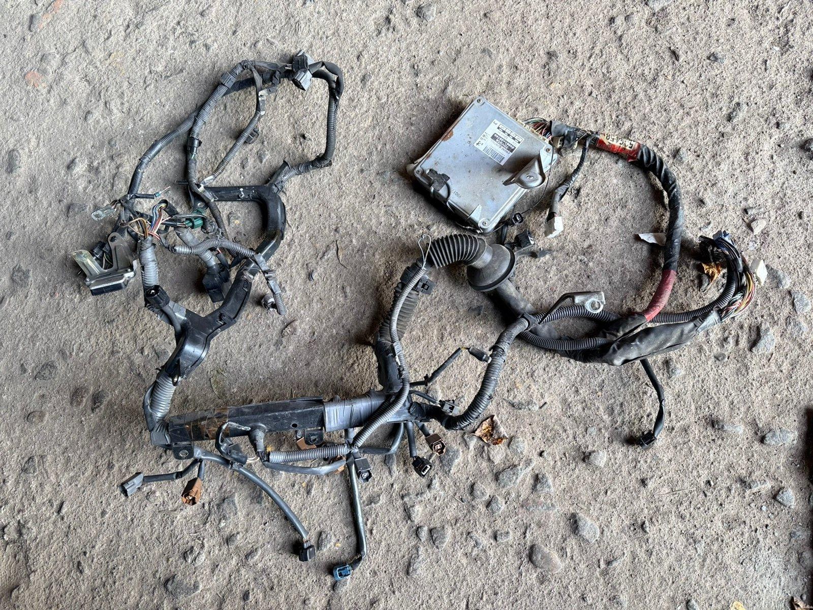 Коса мотора Toyota Mark II 1996-2000 JZX100 1JZ-GE 821212A560 Б/У