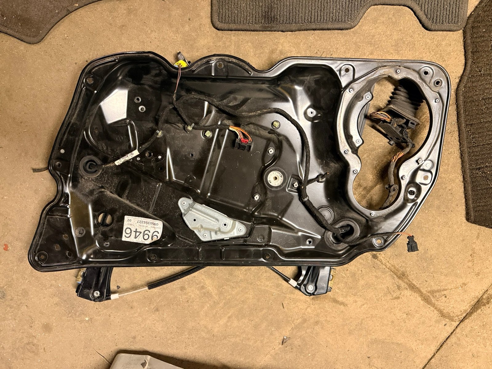 Стеклоподъемник передний правый Passat 2010 B6 CDAB