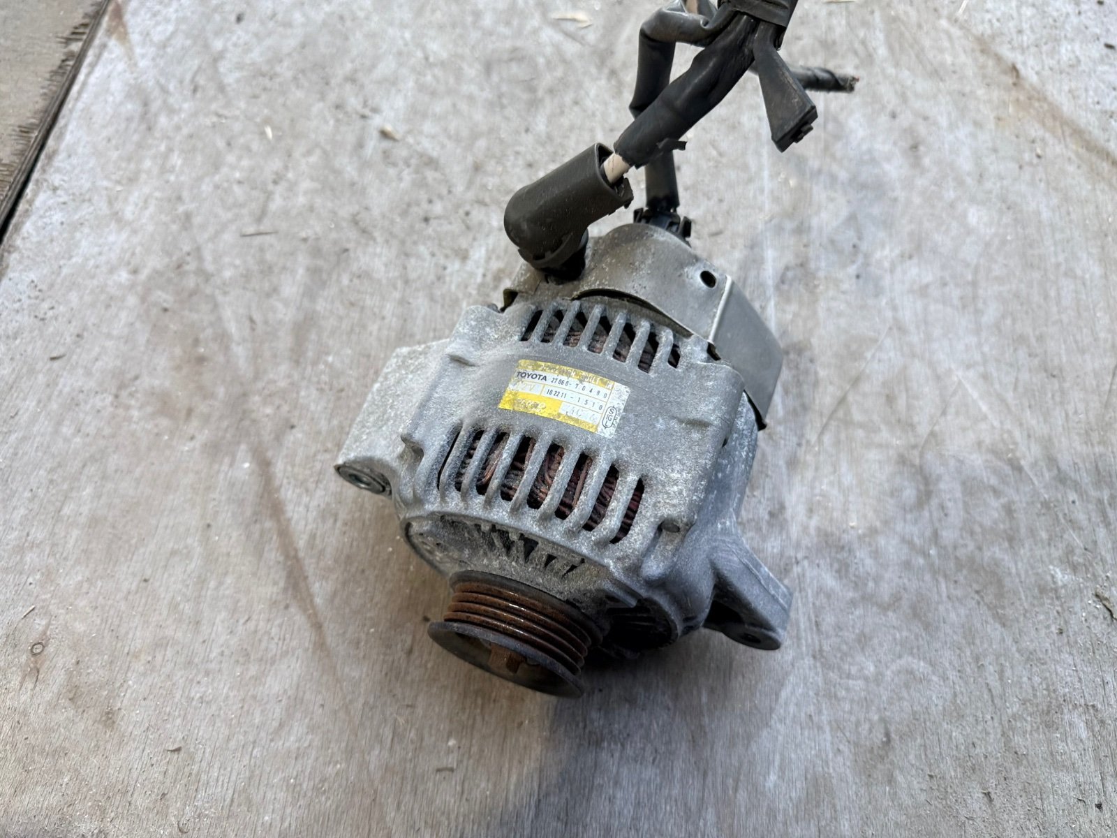 Генератор Toyota Mark II 1996-2000 GX100 1G-FE 2706070480 Б/У