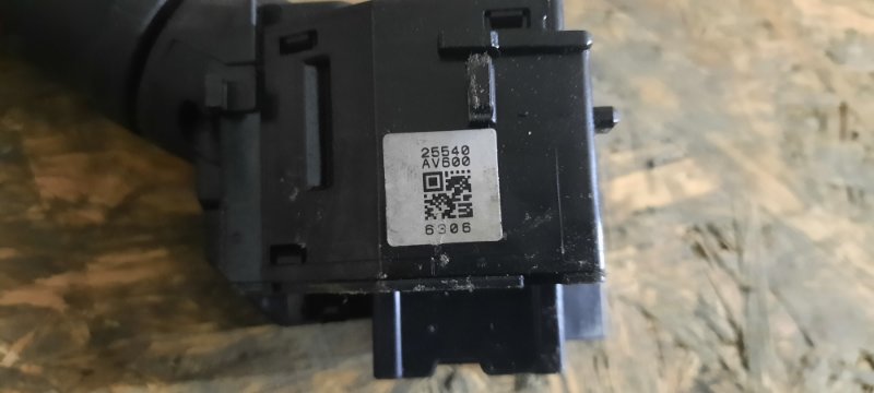 Переключатель поворотов NISSAN PRIMERA P12 QG16DE