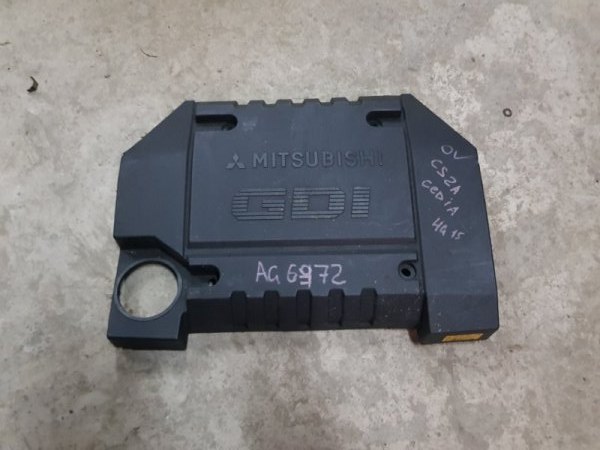 Накладка двигателя Mitsubishi Lancer Cedia CS2A 4G15 2000 (б/у)