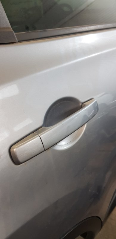 Ручка двери внешняя Nissan Qashqai (J10) J10 HR16DE 2012 задняя правая (б/у)