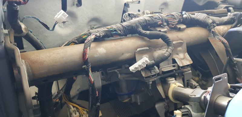 Усилитель торпедо Nissan Qashqai (J10) J10 HR16DE 2012 (б/у)
