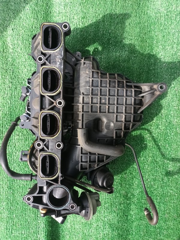 Коллектор впускной Mazda MPV LY L3VE