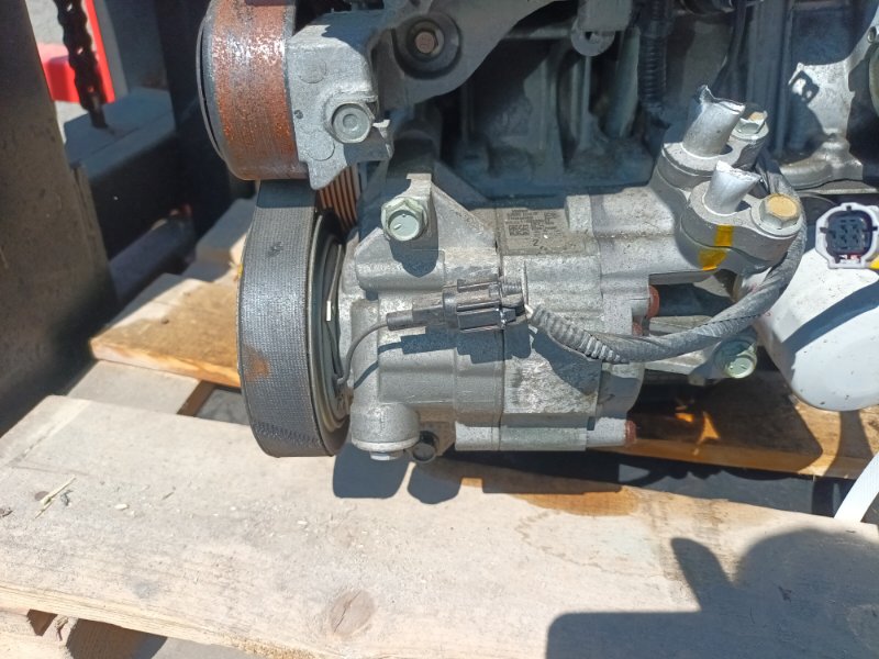 Компрессор кондиционера Nissan Note 2011 E11 HR15DE 92600ED07B контрактная