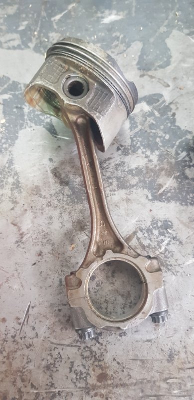 Шатун Toyota COROLLA 2000-2004 NZE121 1NZFE контрактная