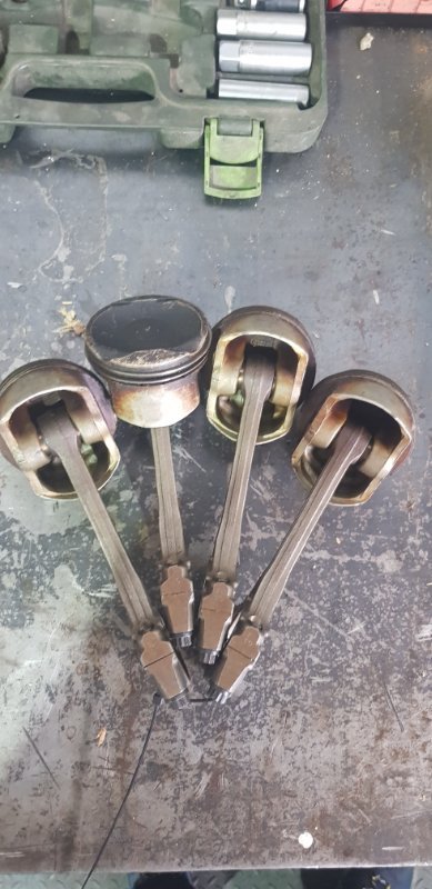 Шатун Toyota COROLLA 2000-2004 NZE121 1NZFE контрактная