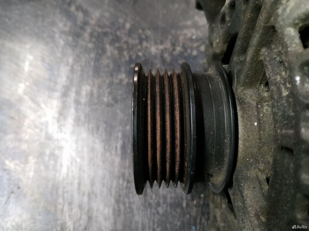 Генератор Saab 9-3 YS3F B207R Генератор Saab 9-3 YS3F B207R