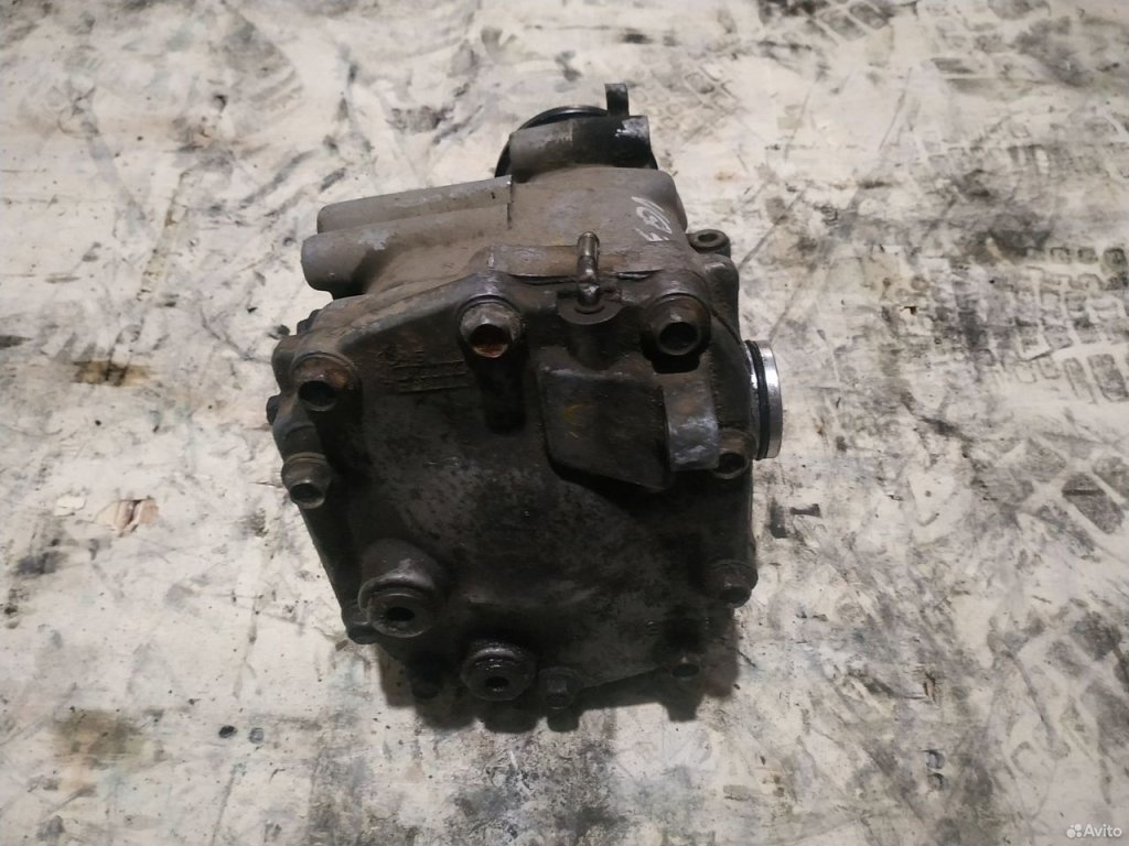 Редуктор передний FX35 2008-2013 S51 VQ35DE