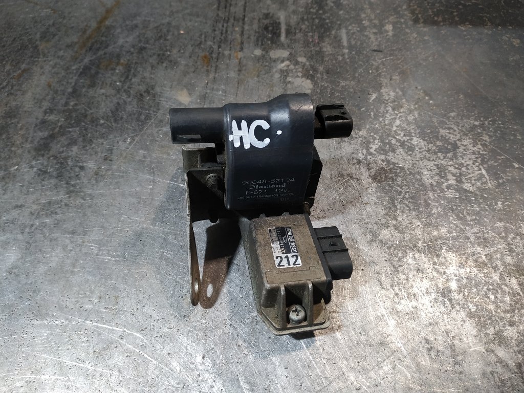 Катушка зажигания Daihatsu Pyzar 1996-2002 G303G HC 9004852104 контрактная