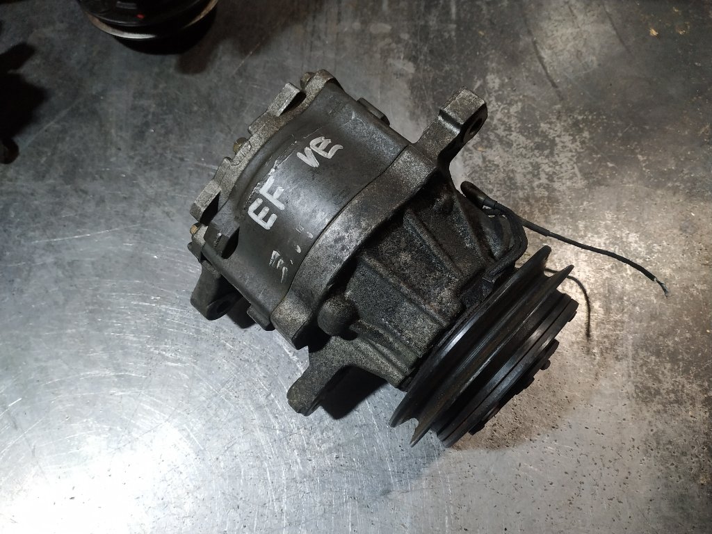 Компрессор кондиционера Daihatsu Terios Kid 1998-2012 J111G EF DEM 4472009887 контрактная
