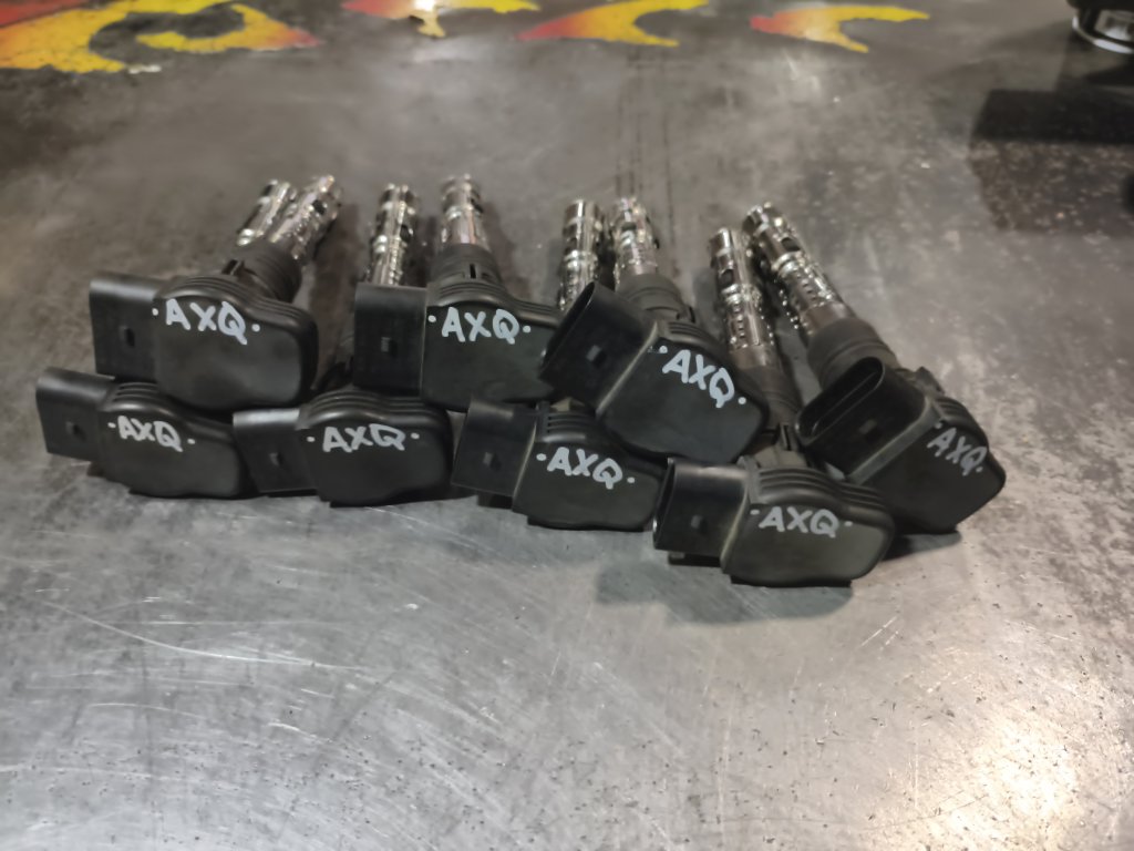 Катушка зажигания Volkswagen Tuareg 2002-2010 7L6 AXQ 077905115S контрактная