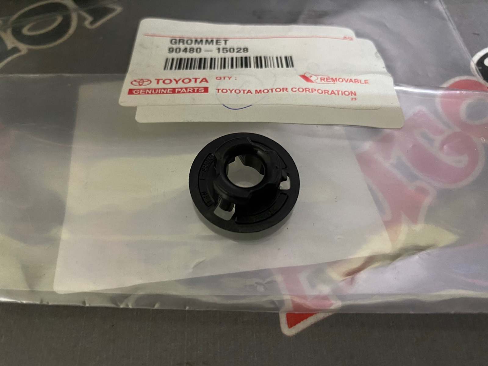 Клипса TOYOTA PASSO KGC10 1KRFE