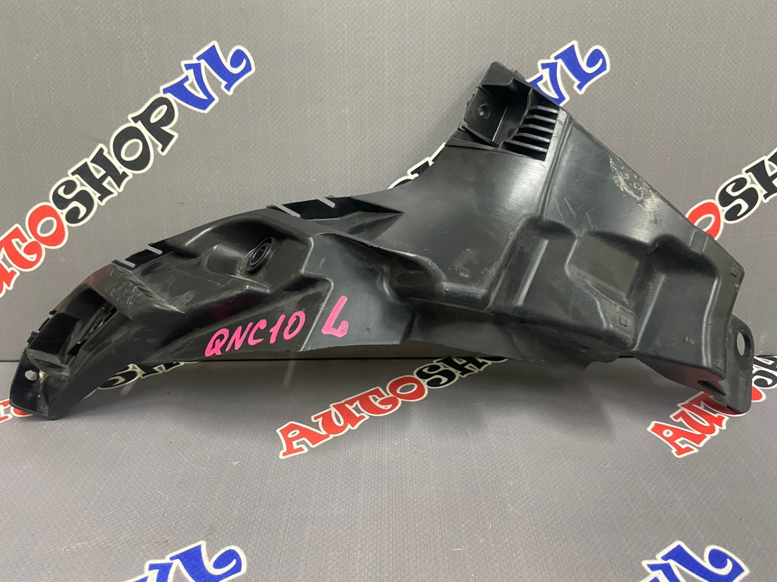 Крепление бампера заднее левое TOYOTA PASSO QNC10 52156-B1010 контрактная