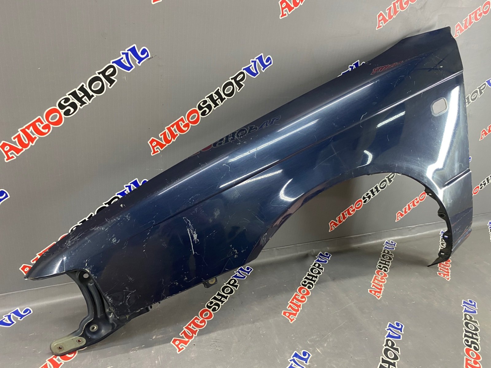 Крыло переднее левое TOYOTA VISTA SV40 4SFE