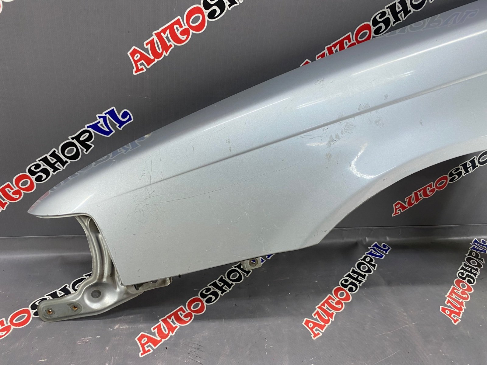 Крыло переднее левое VISTA SV40 4SFE