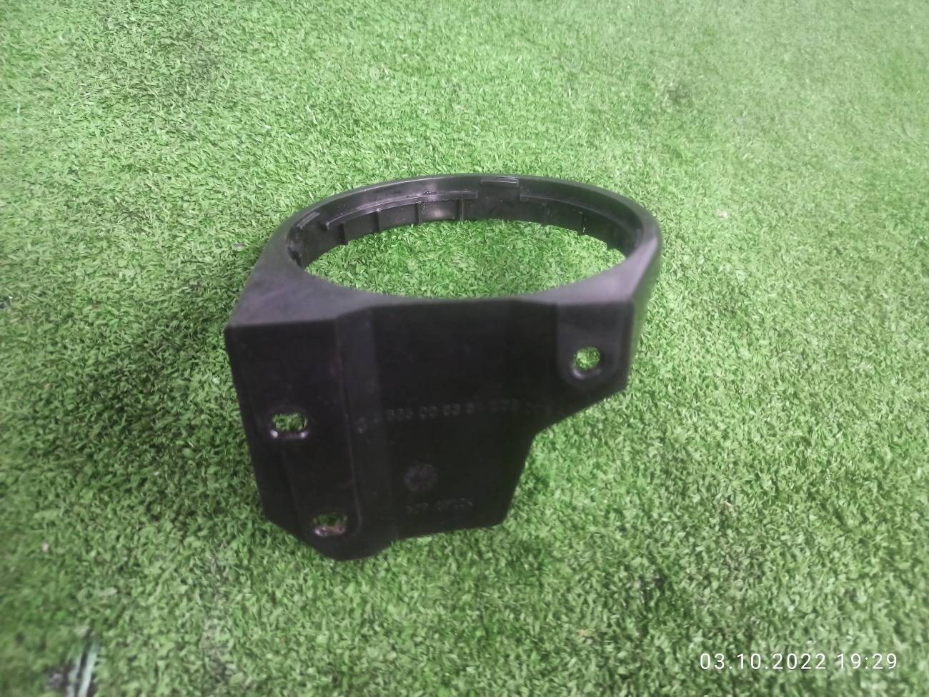 Запчасть держатель Mercedes-Benz GLE-Class W166 M157 A635008331 контрактная Держатель Mercedes-Benz GLE-Class W166 M157 A635008331 контрактная