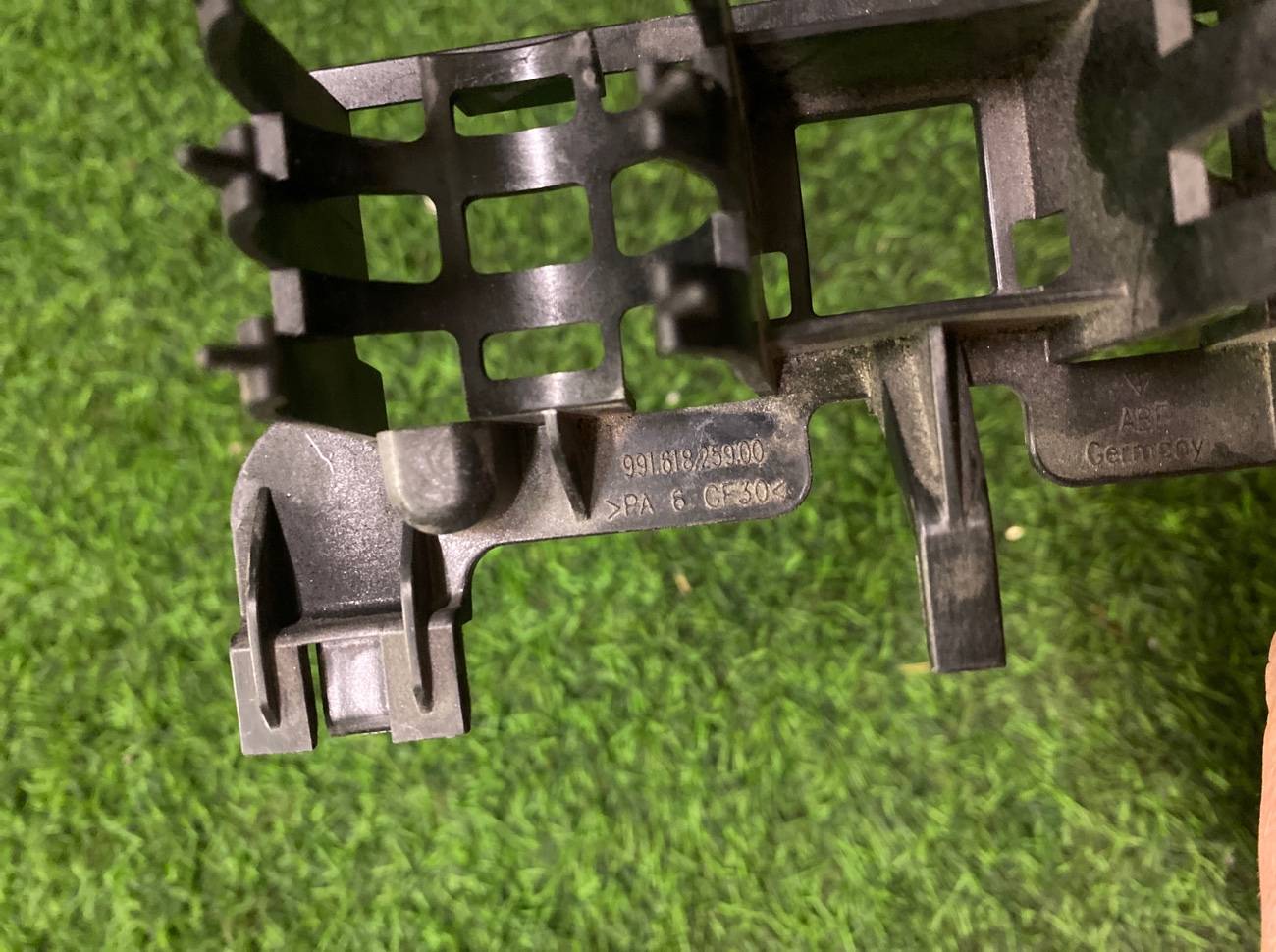 Кронштейн Porsche 911 991 A176