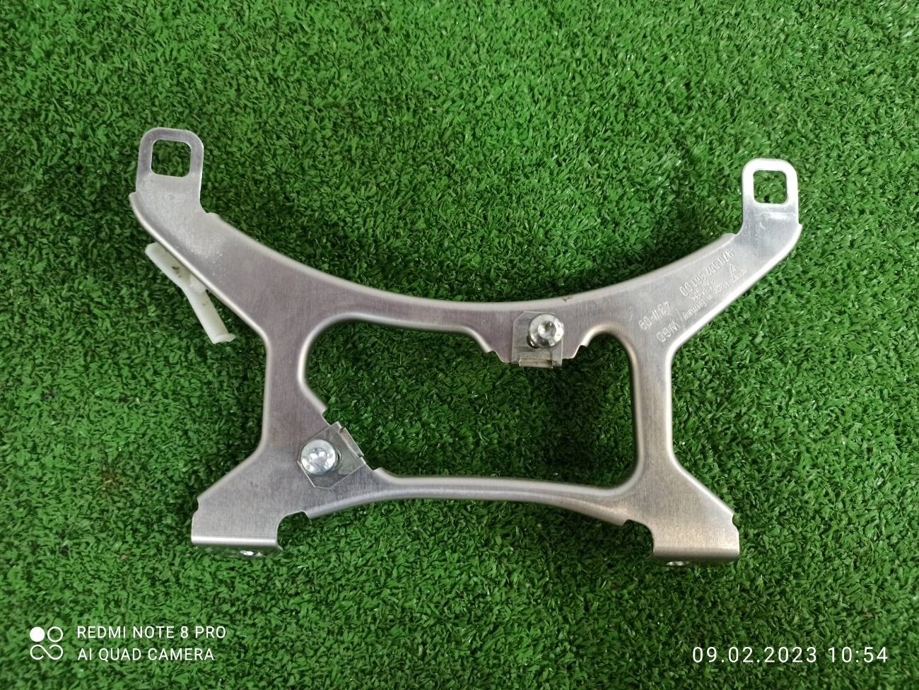 Запчасть кронштейн Porsche Panamera 2010 970 97055236100 контрактная Кронштейн Porsche Panamera 2010 970 97055236100 контрактная