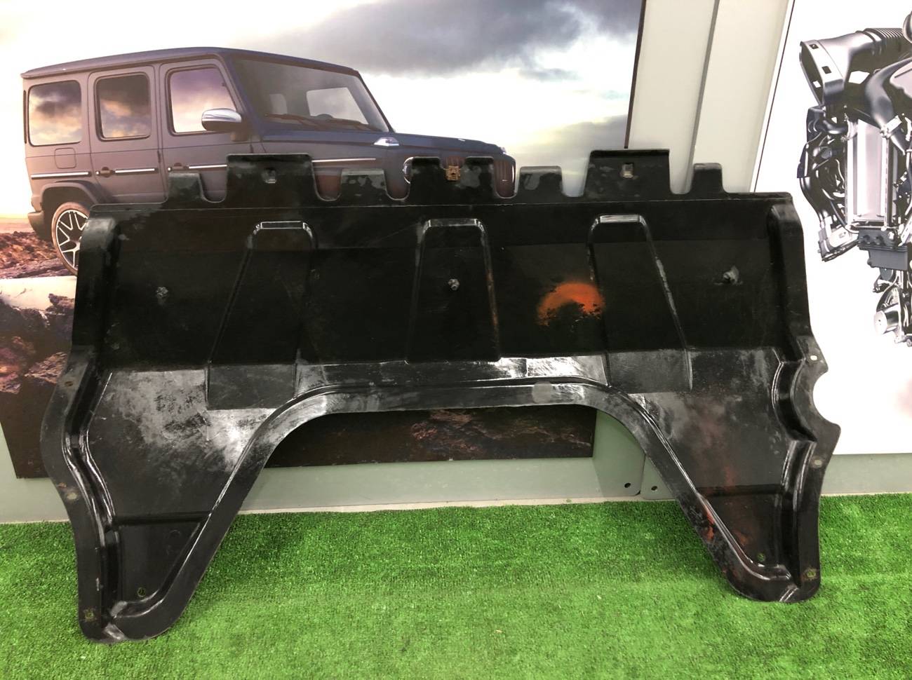 Защита двигателя Volkswagen Tiguan 5N0825235 контрактная