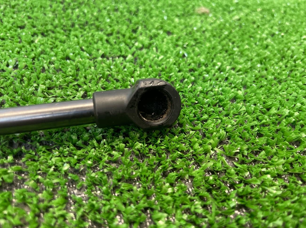 Амортизатор капота RX450H 2018 GYL20