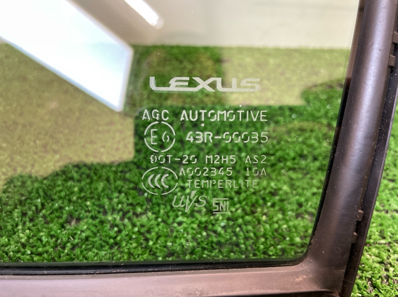 Форточка двери передняя левая RX450H 2018 GYL20