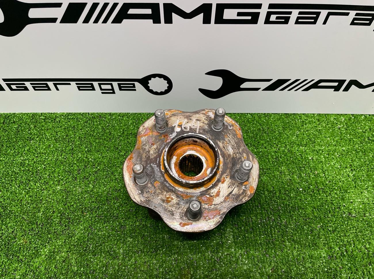 Ступица задняя правая Lexus RX450H 2018 GYL20 42410-48060 контрактная