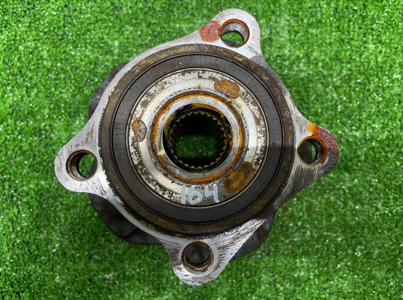 Ступица задняя правая Lexus RX450H GYL20