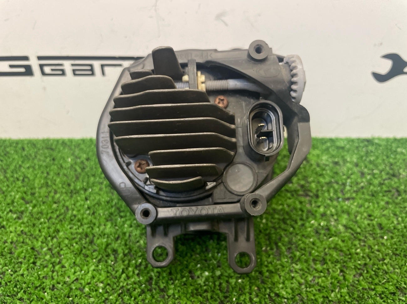 Фара противотуманная передняя левая RX450H 2018 GYL20