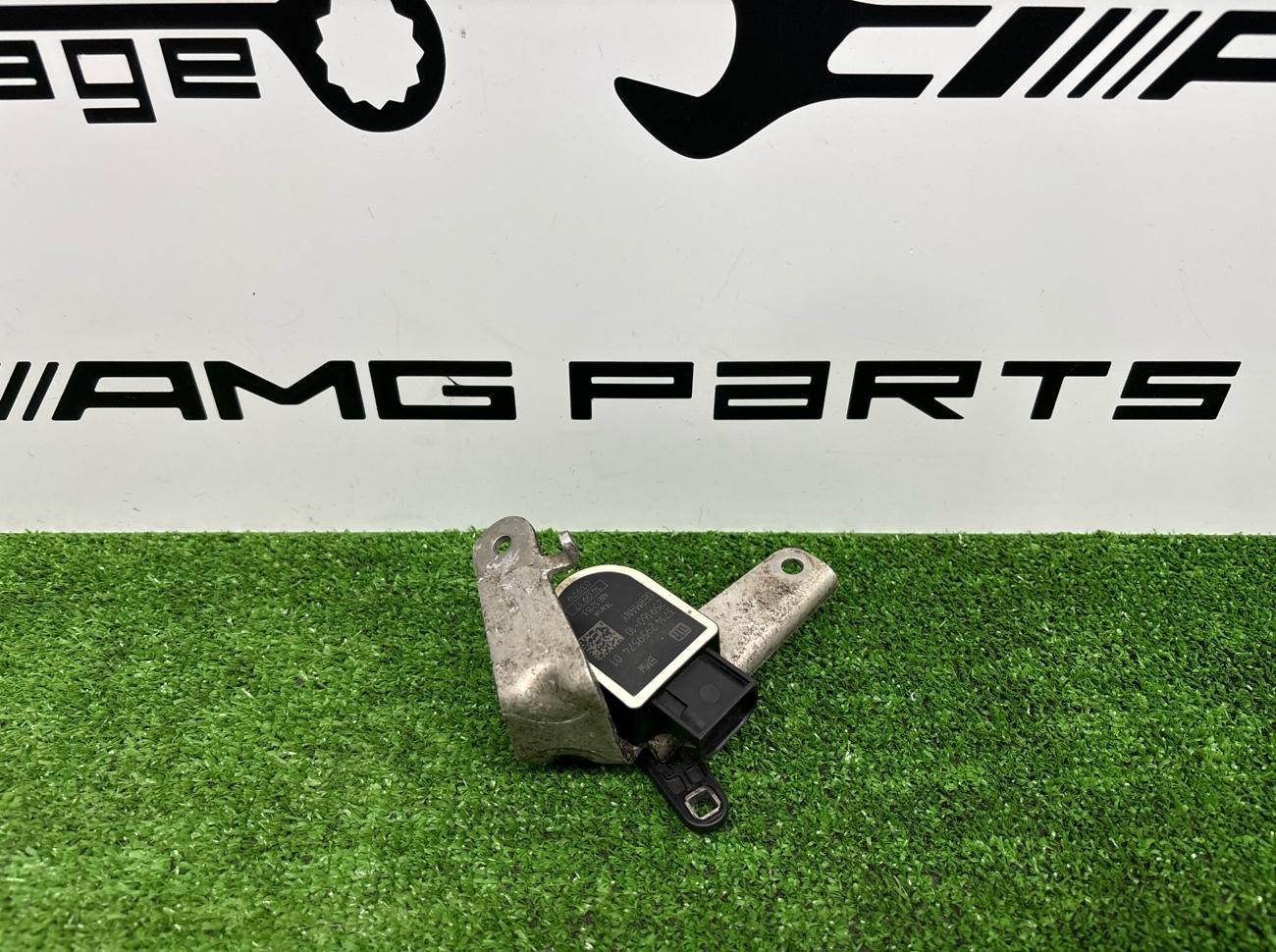 Запчасть датчик уровня кузова задний правый BMW 7-Series G11 37142959574 контрактная Датчик уровня кузова задний правый BMW 7-Series G11 37142959574 контрактная