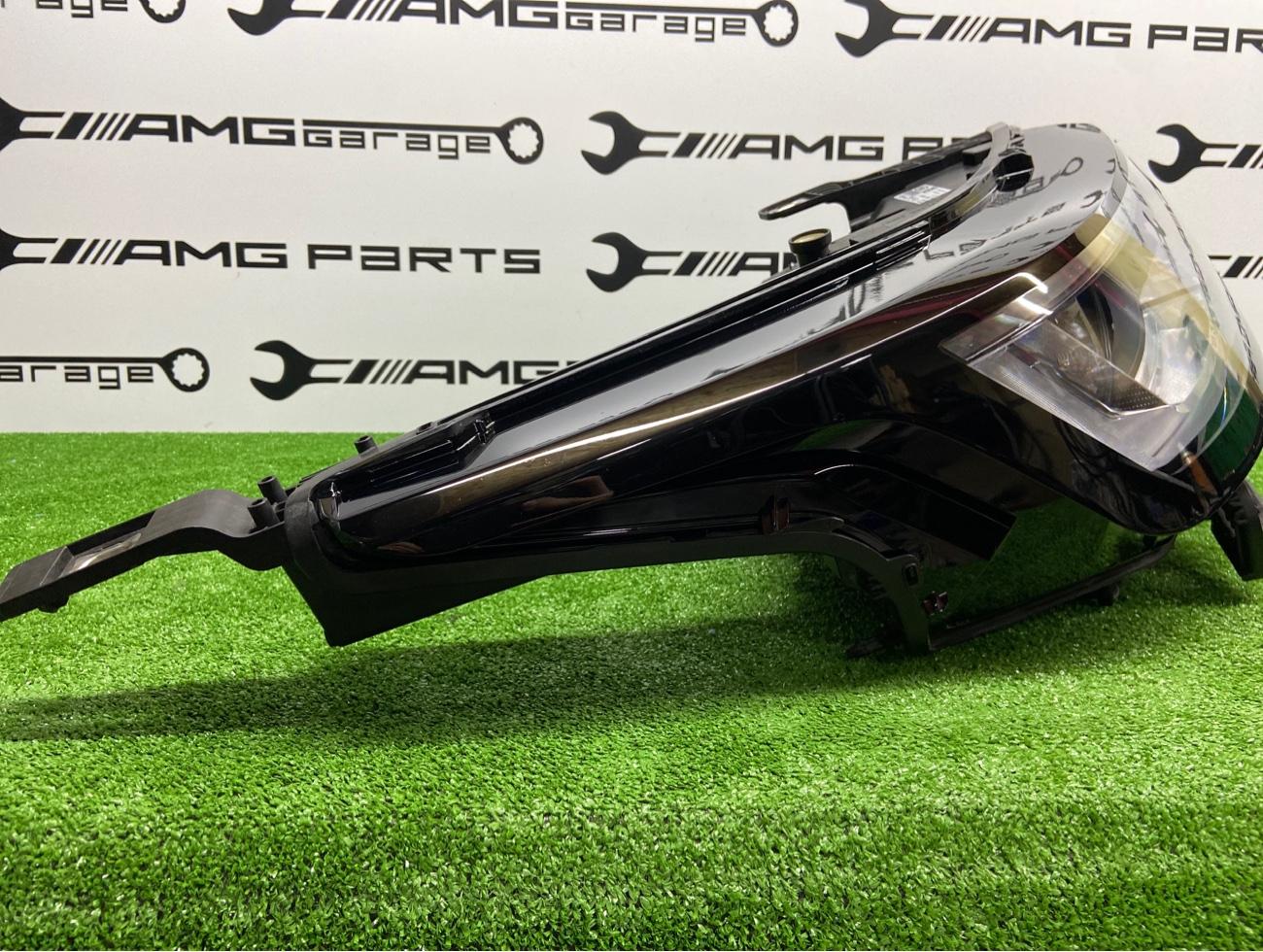 Фара правая Range Rover L460