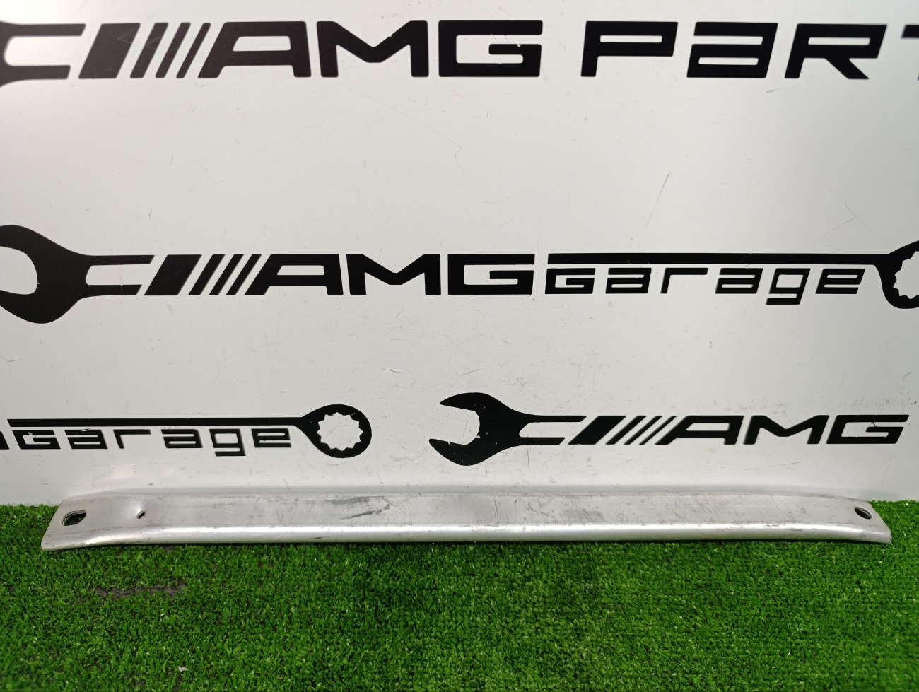 Распорка левая 5-series G30