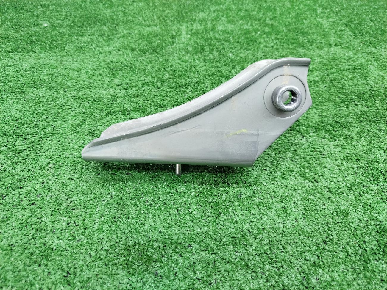 Кронштейн рычага задний левый X6 2023 G06 B57D30B