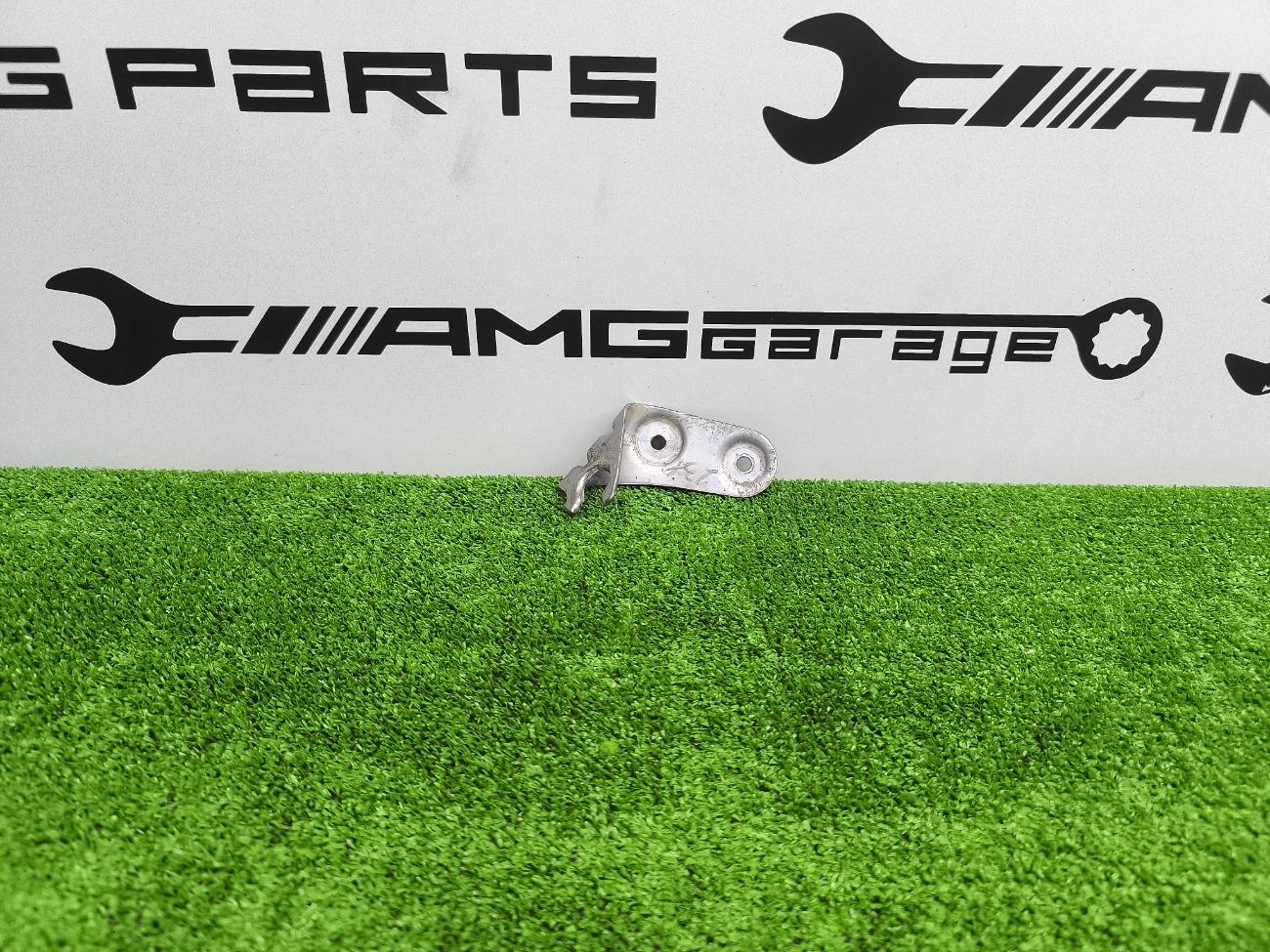 Держатель передний правый BMW X6 2023 G06 B57D30B 34306876372 контрактная