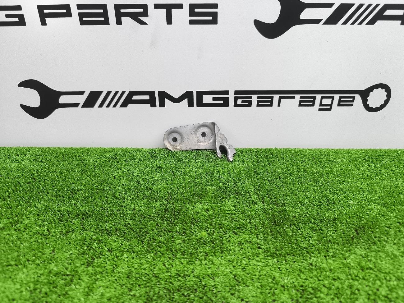 Держатель передний левый BMW X6 2023 G06 B57D30B 34306876371 контрактная