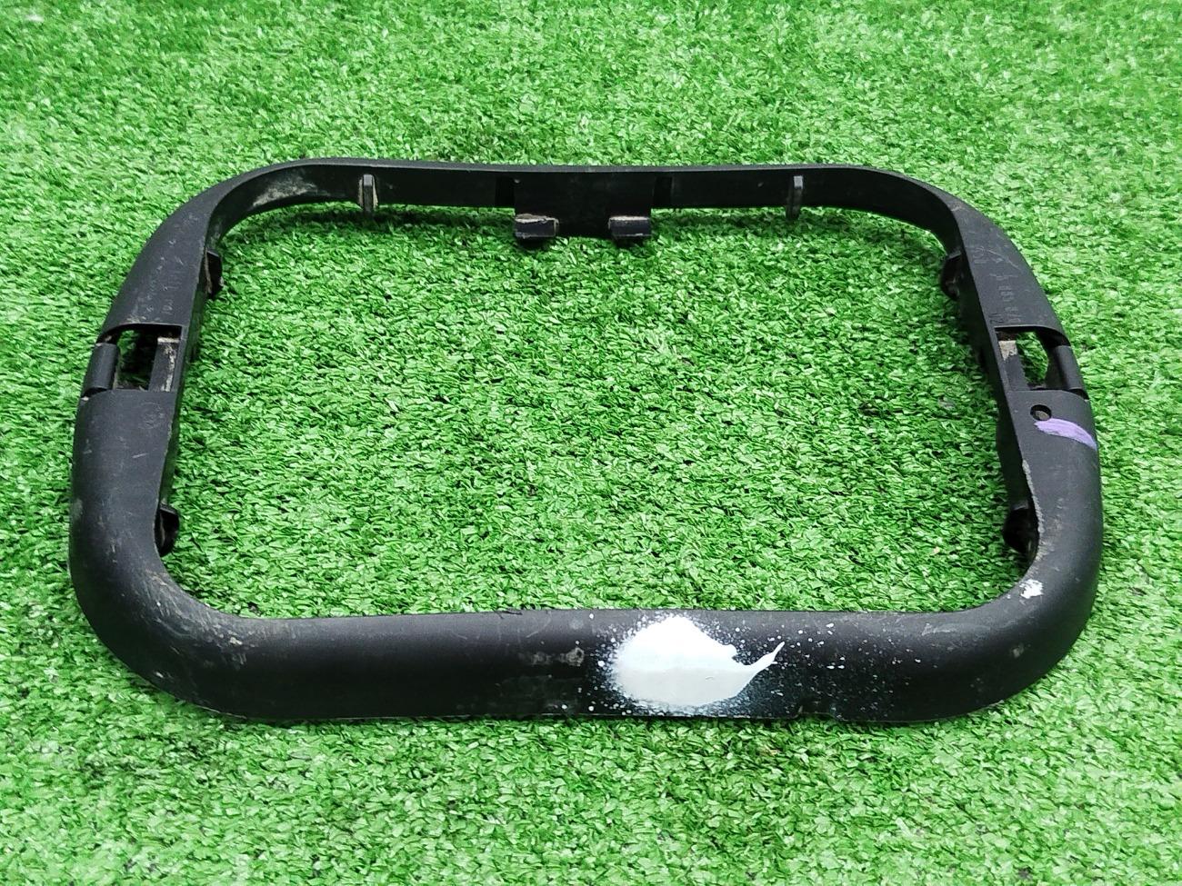 Накладка X6 2023 G06 B57D30B