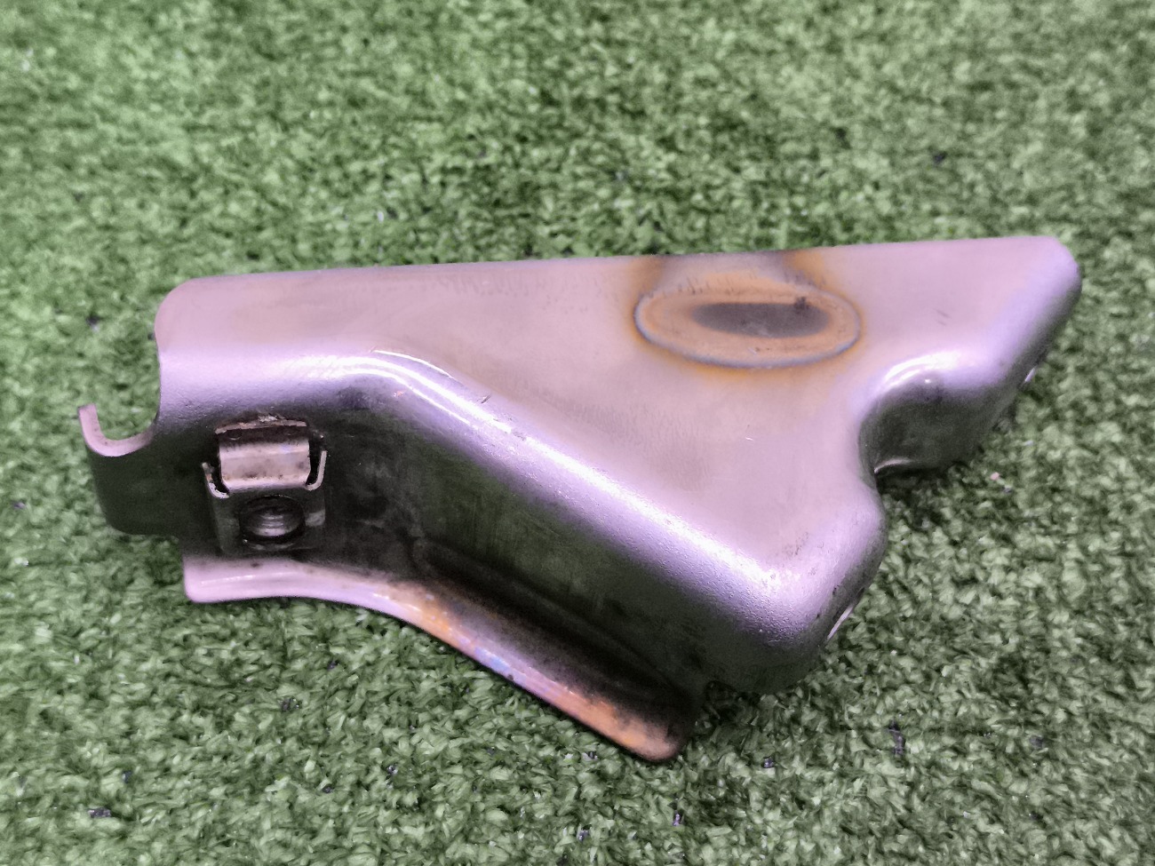 Держатель BMW X6 G06 B57D30B